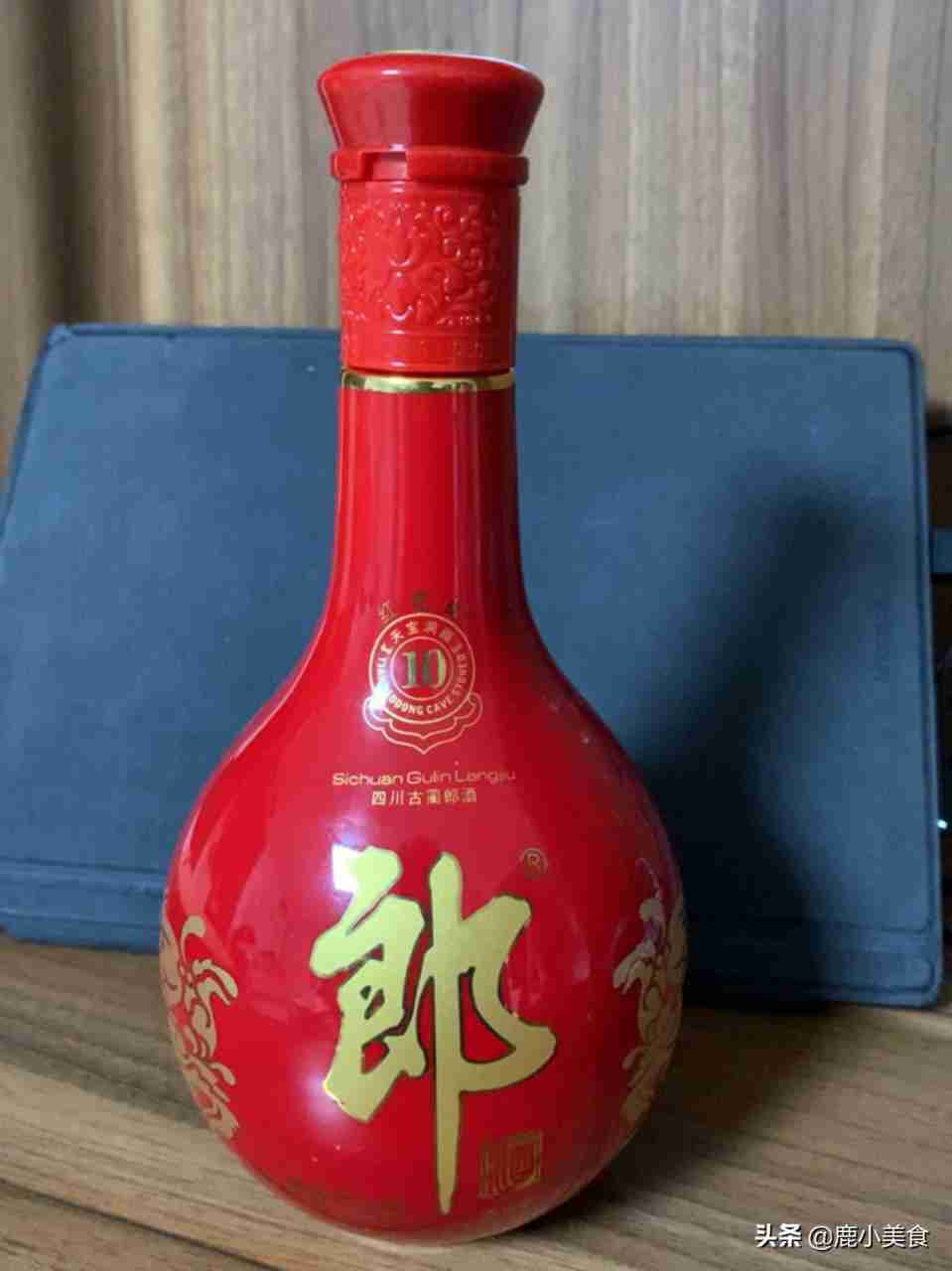 商务宴请用什么牌子的白酒好喝又体面