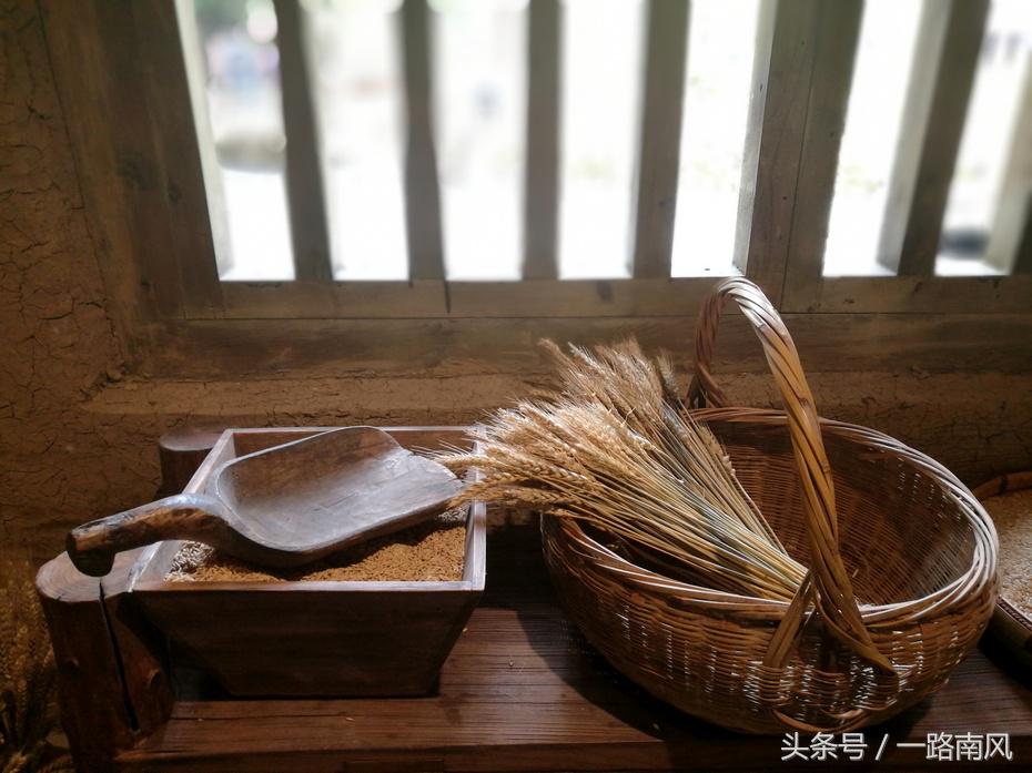 桃花源记地点在哪(陶渊明写的桃花源在哪里)