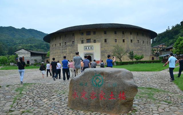 福建旅游必去十大景点排名(一生必去的福建省13个景区)