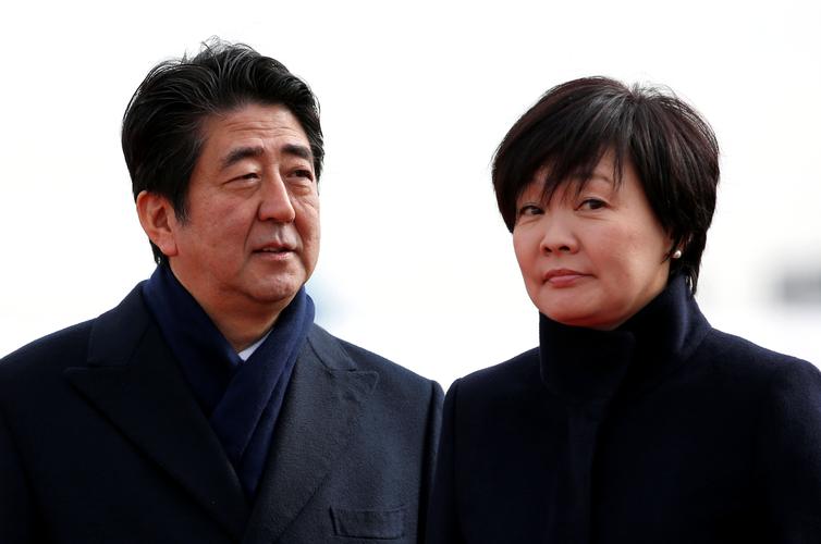 安倍老婆多少岁是哪国人 安倍昭惠为什么无法生育子女