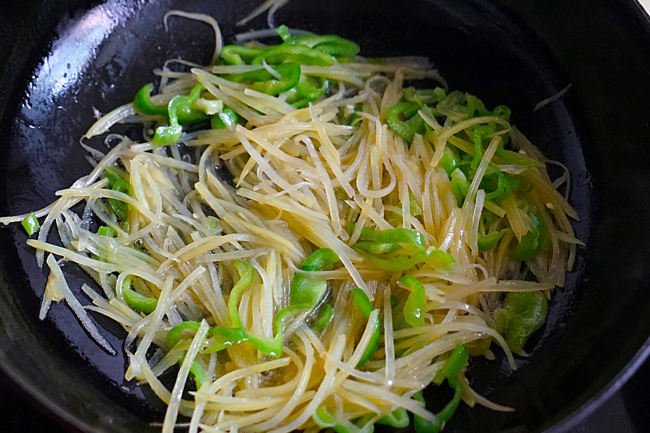 金枪鱼菠菜煎饼(金枪鱼菠菜煎饼)