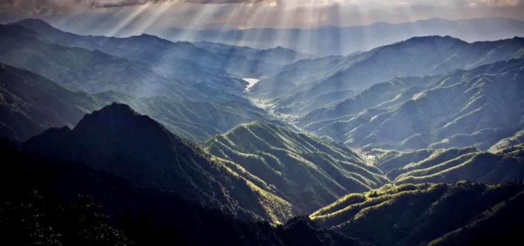 井冈山必去的旅游景点(井冈山有什么好玩的地方)