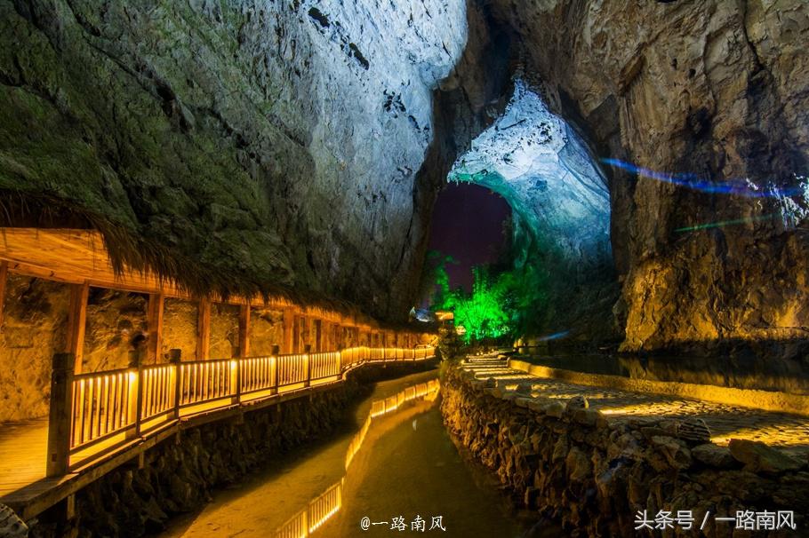 桃花源记地点在哪(陶渊明写的桃花源在哪里)