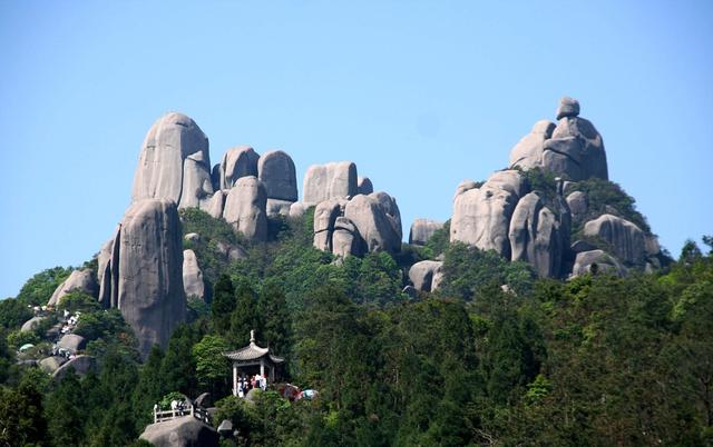 福建旅游必去十大景点排名(一生必去的福建省13个景区)