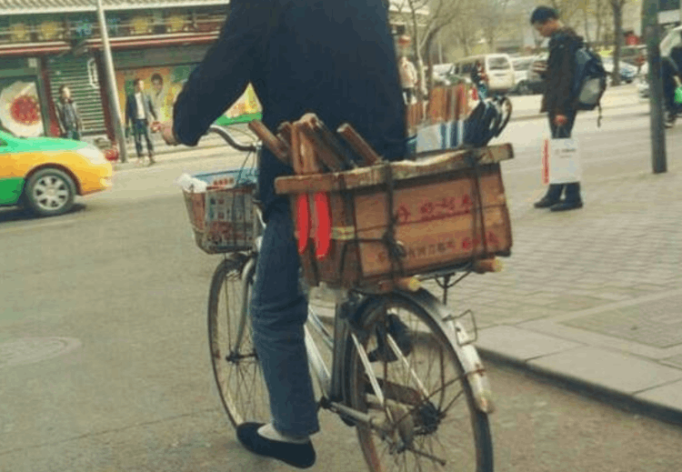 赊刀人到底是什么人(大家好，想請教一个問題?️賒刀人是什麽人)