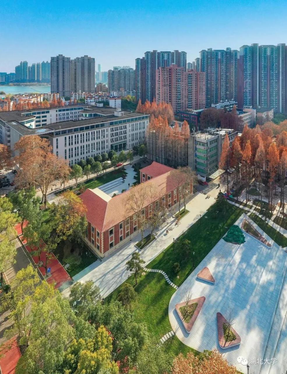 湖北大学属于重点大学吗，湖北大学怎么样是几本